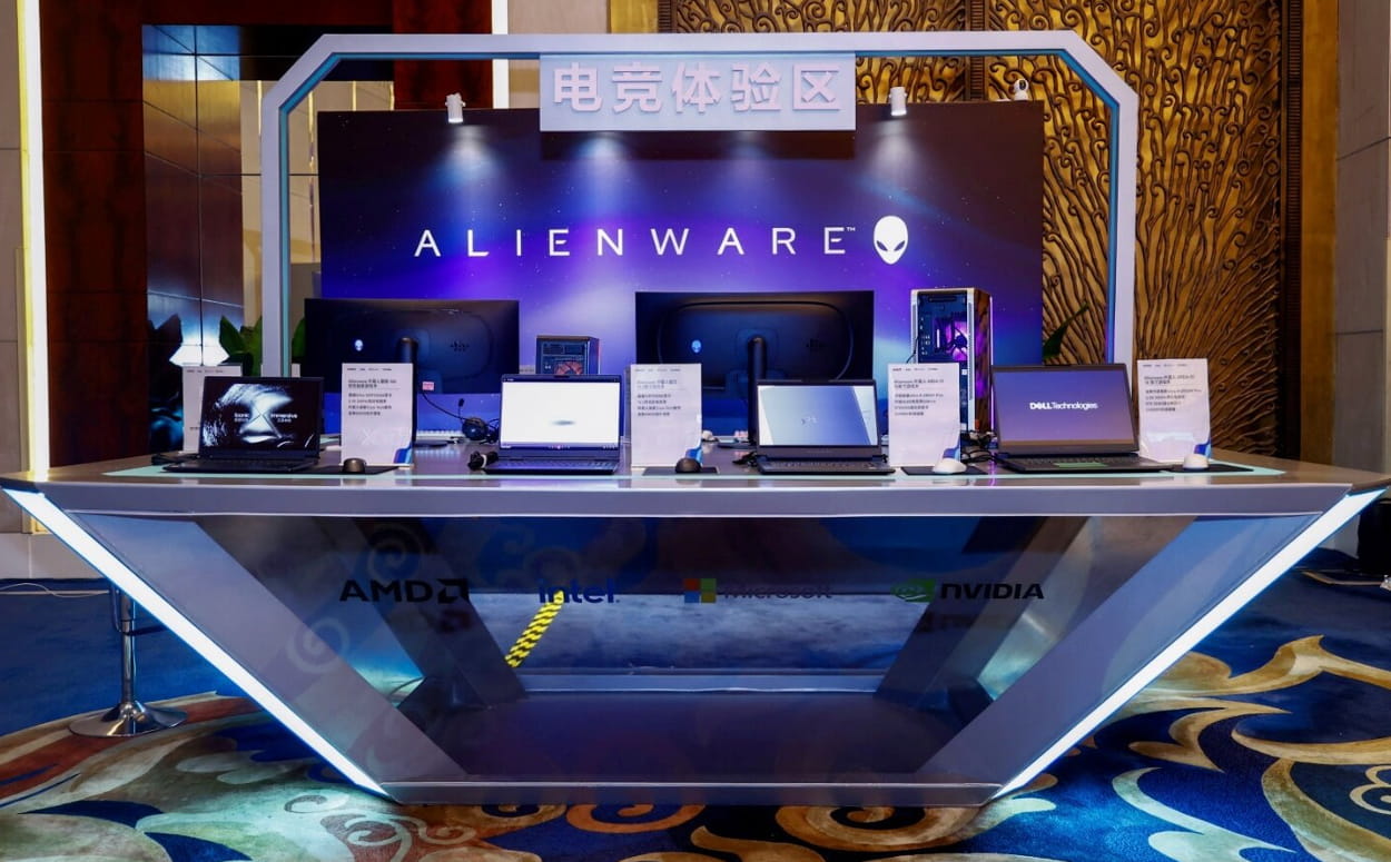 Alienware 外星人电竞体验区